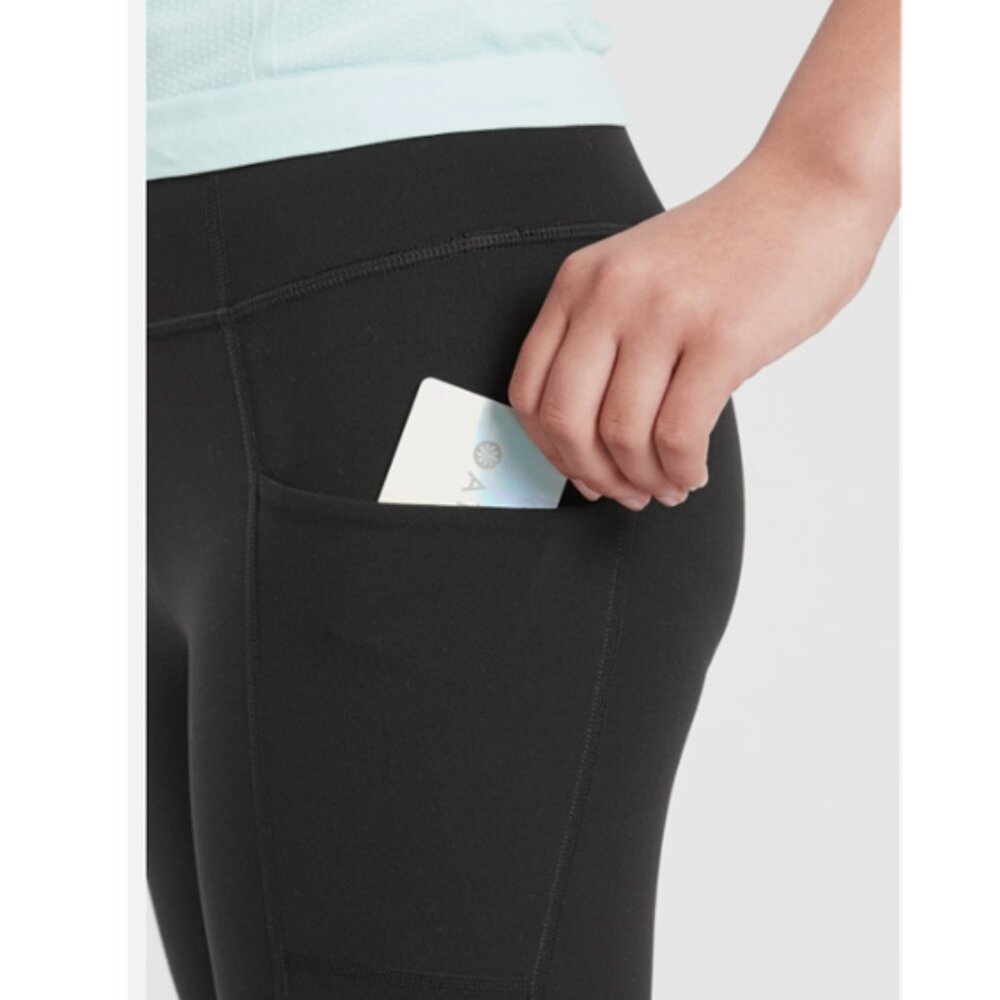 Athleta Girl Stash Your Treasures Bike Short 6" Black